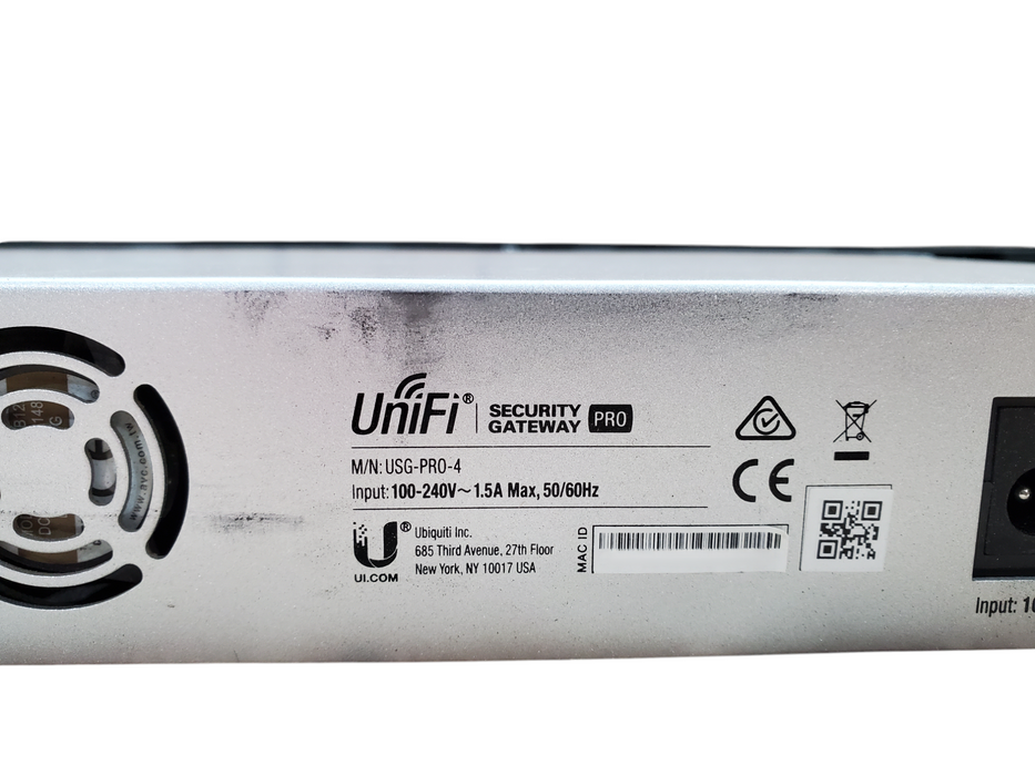 Ubiquiti USG-PRO-4 UniFi Security Gateway Pro w/ 4x RJ45, 2x SFP