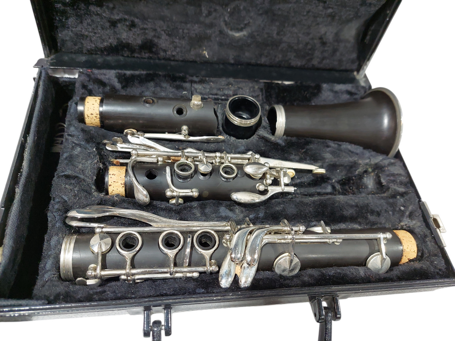 Selmer Aristicat CL600 Clarinet  =