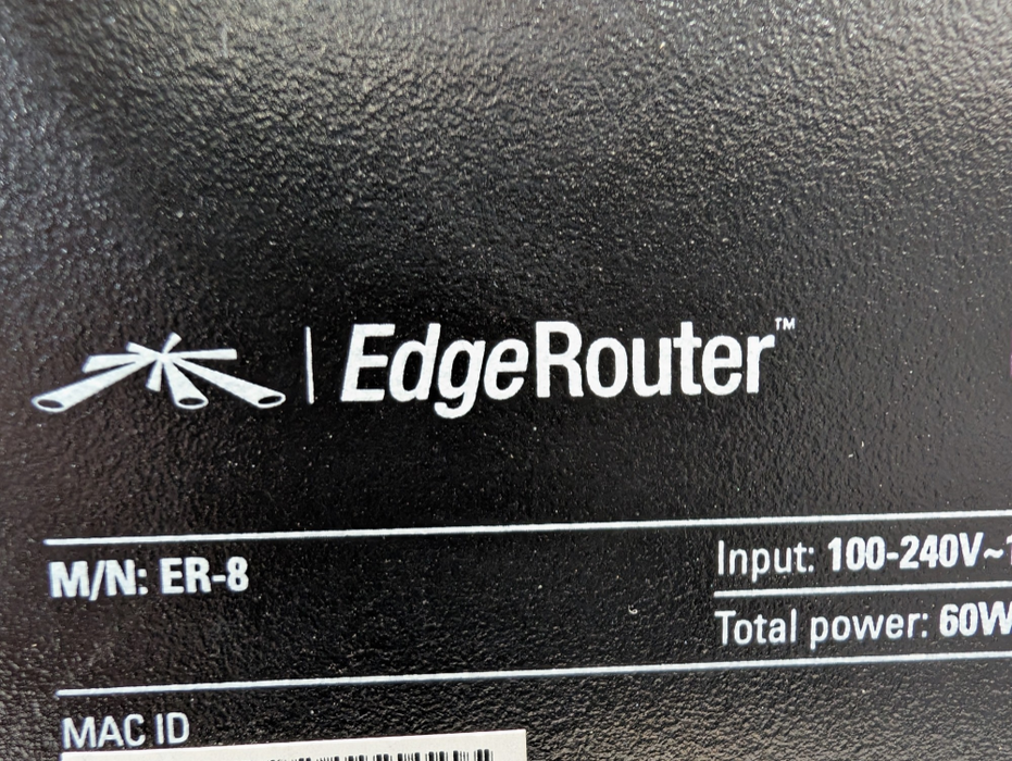 UBIQUITI Edge Router ER-8  -