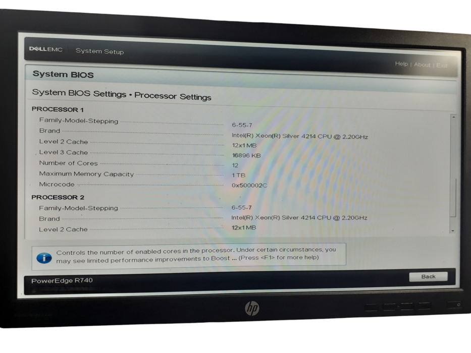 Dell PowerEdge R740 2x Xeon Silver 4214 @ 2.20GHz 64GB DDR4 HBA330