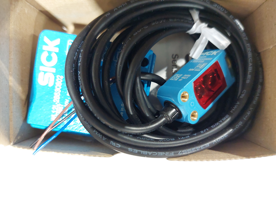 SICK Photoelectric Switch Sensor Bundle WT24-2R210 & WL12L2B530S02 =