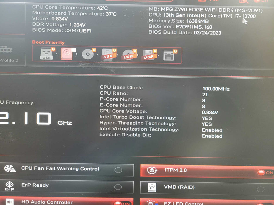 Custom PC MSI MPG Z790 i7-13700 16GB RAM DDR4, 256GB NVMe + 500GB SSD + 2TB SSD !