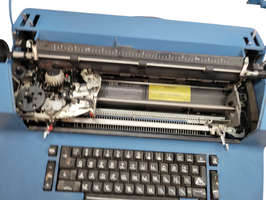 IBM Model 82 Typewriter (TESTED) %