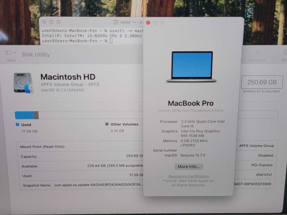 Apple Macbook Pro 2018 13" 4-Core i5-8259U @ 2.3GHz 8GB DDR3 250GB SSD (