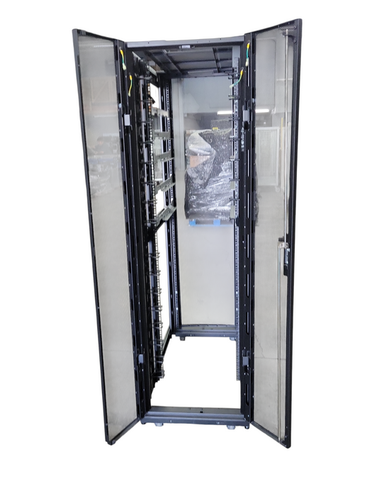 APC AR3300 NETSHELTER ENCLOSURE 42U 600MM X 1200MM SERVER RACK, READ _