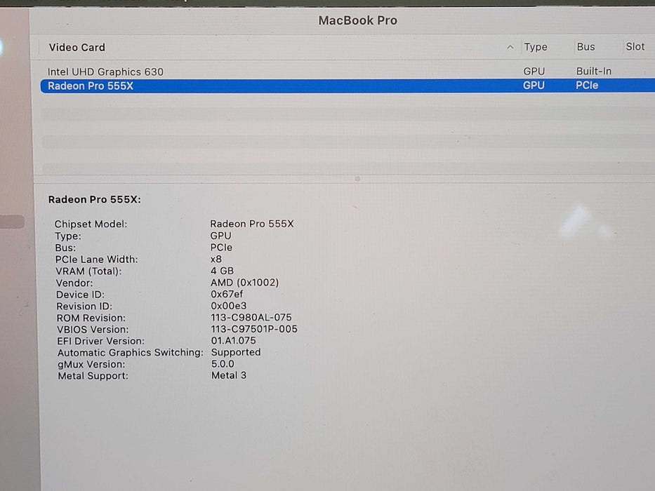 Apple Macbook pro 2018 15" 6-Core i7-8750H @ 2.2GHz 16GB DDR4 250GB SSD GPU (