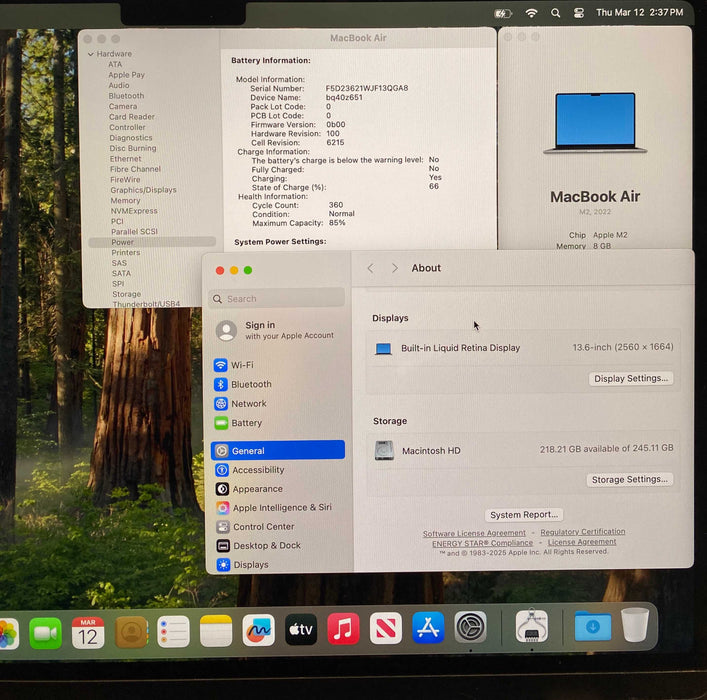 Apple MacBook Air 13 M2 2022 Space Gray 8GB  RAM 256GB SSD No Power Adapter