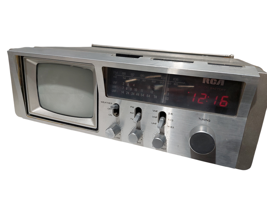 Vintage RCA 1982 Portable TV UHF/VHF  AC/DC Radio Clock Model: CGR 056S  =
