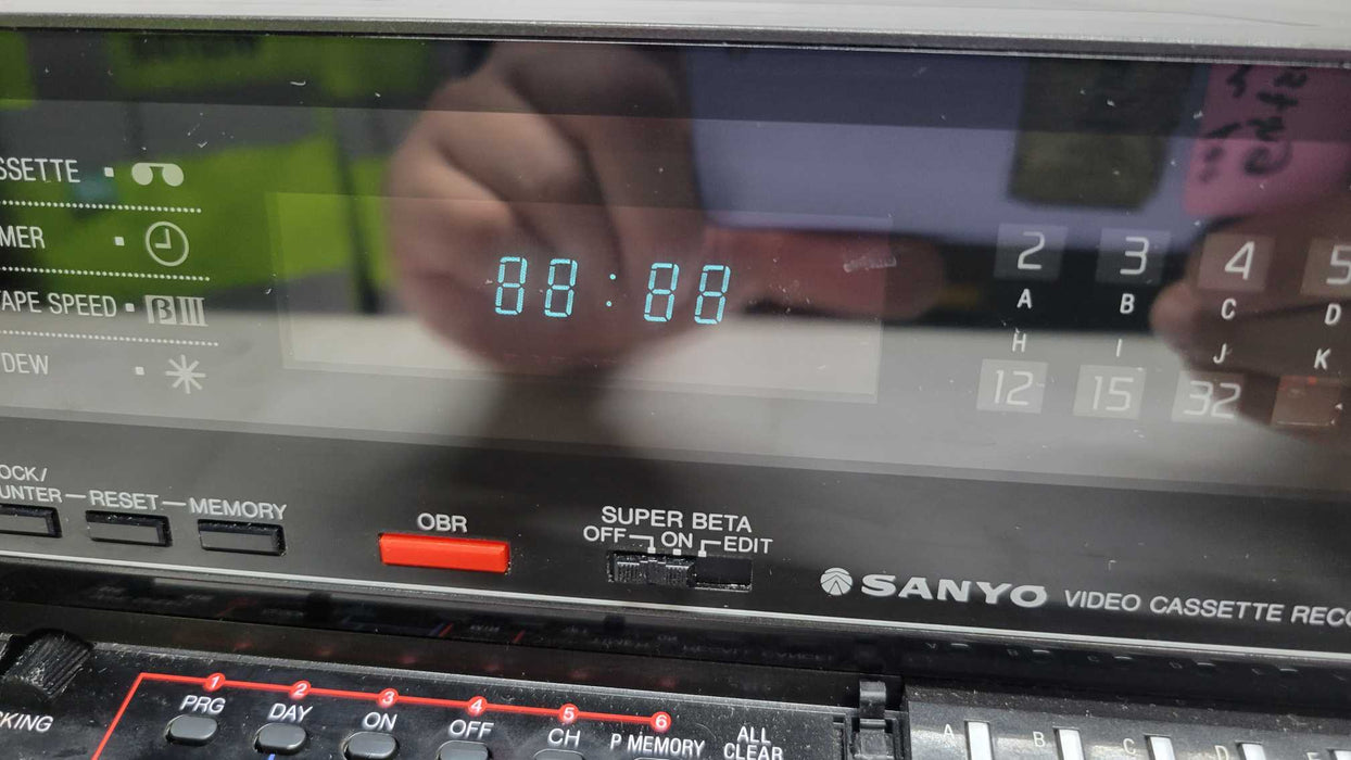 Sanyo VCR 4032 Super Beta %