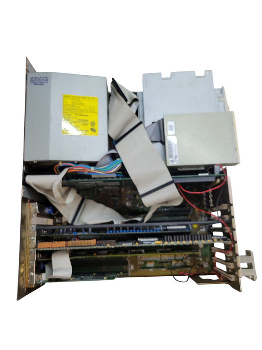 Comodore Amiga 2000 (READ) %