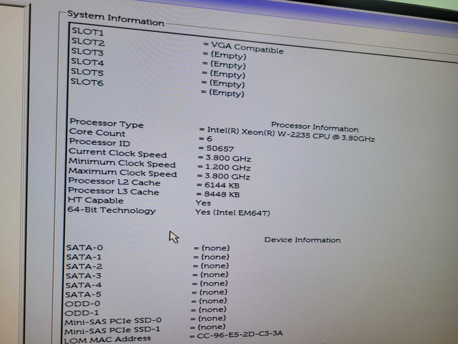 Dell Precision T5820 - W2235 32GB DDR4 NO HDD 950W PSU %