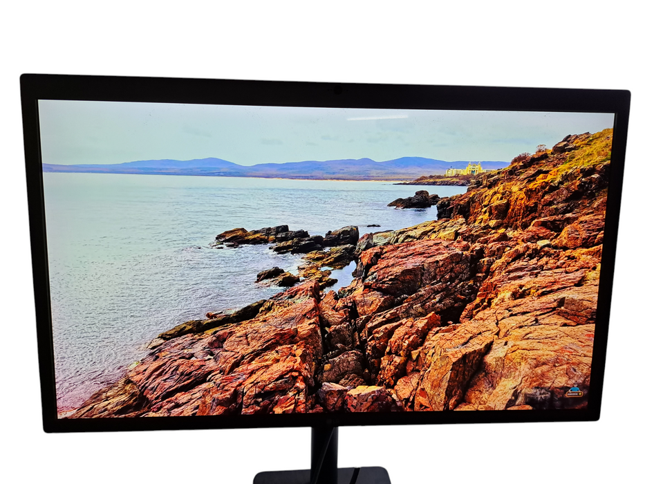 LG Ultrafine 27MD5KA 27 Inch 5K Thunderbolt USB-C Monitor *READ* )