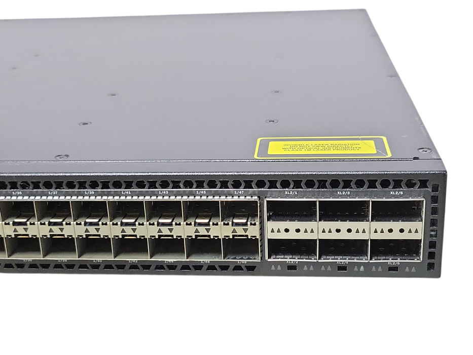 Brocade Ruckus ICX7750-48F 48 10GbE SFP+ ports, 6 10/40GbE QSFP+ 1x PSU _