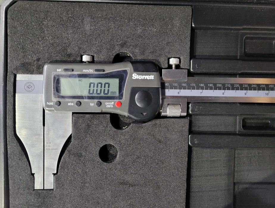 Starrett 799az-24/600 Digital Caliper, 24", 600mm, .0005"/0.01mm