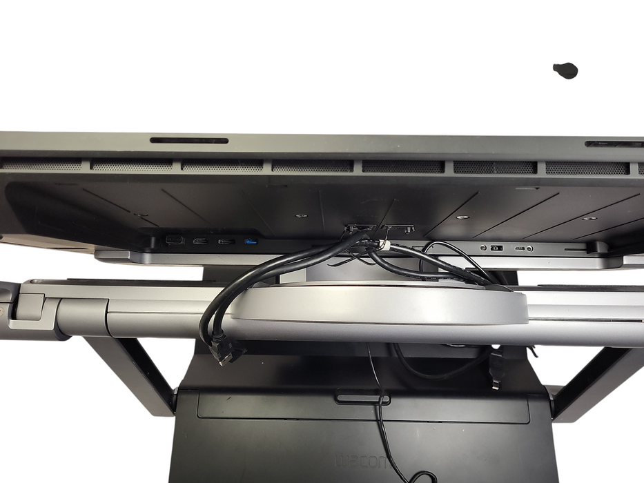 Wacom Cintiq Pro DTK-2420/ 23.6" LCD Tablet No pen READ $