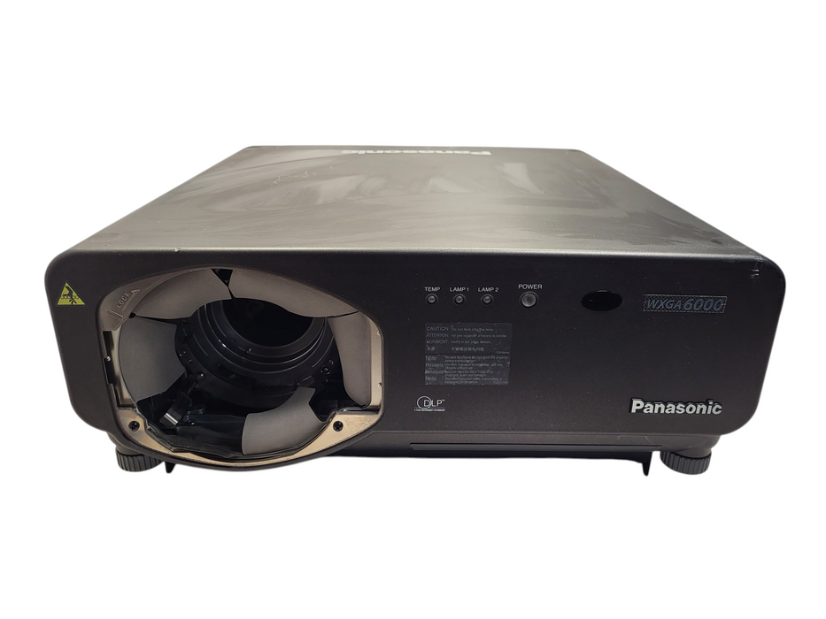 Panasonic WXGA 6000 (PT-DW7000U-K) 3 DLP Home Theater Video Projector READ $