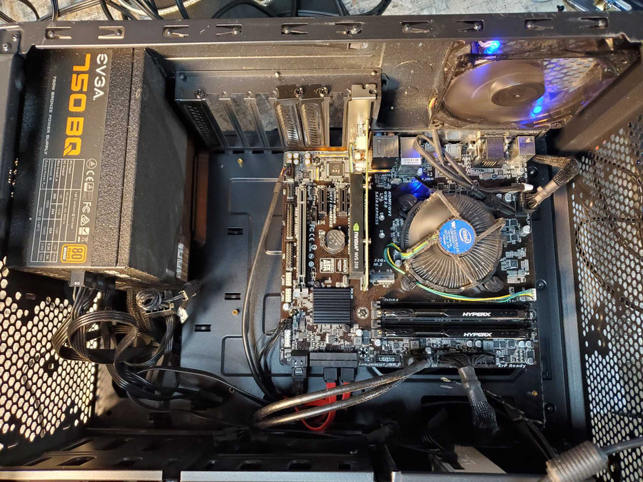 Custom PC, GIGABYTE H170M-DS3H, i5-6500, 16GB DDR4, EVGA 750BQ