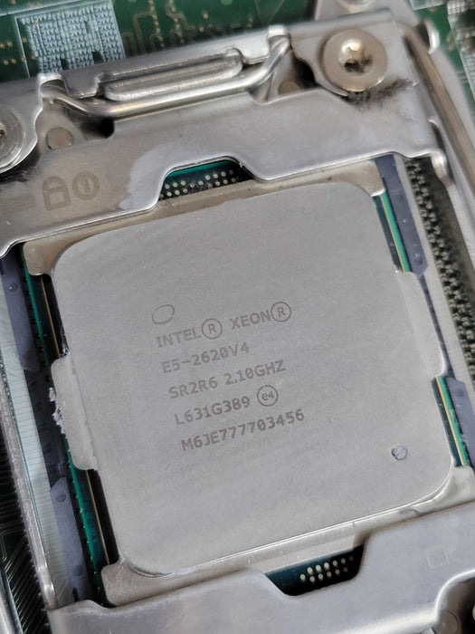 PURESTORAGE FlashArray//m - 2x m10 R2 Controller 3x NVRAM (BAREBONES) %