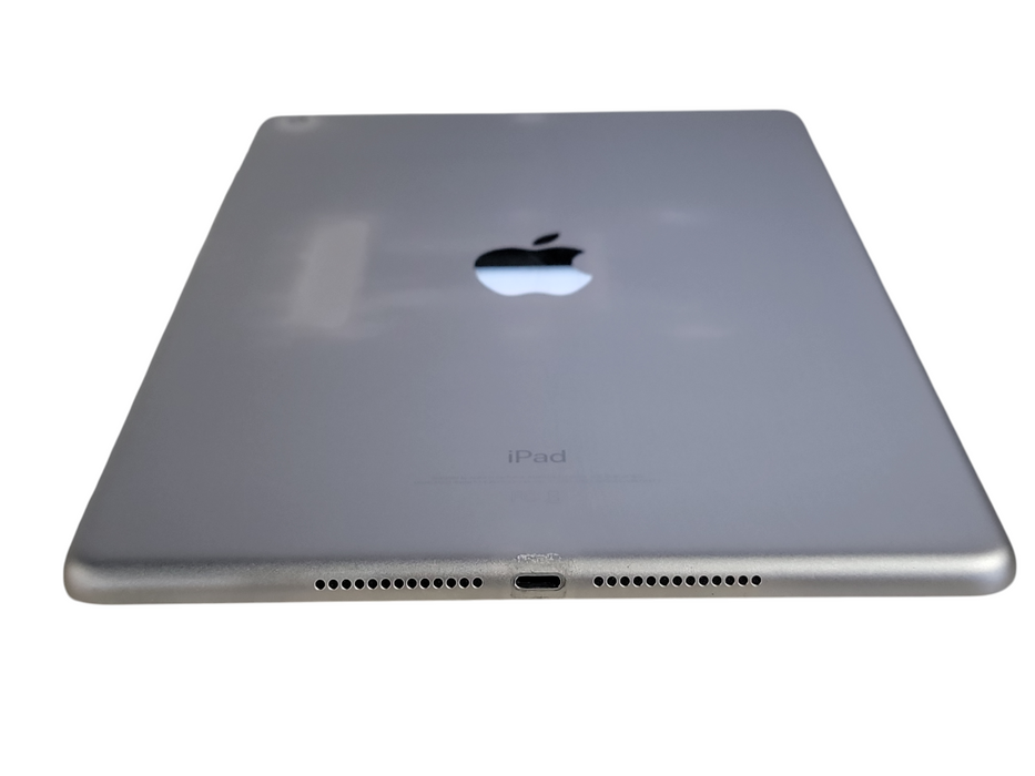 Apple iPad 5th Gen - 32GB - Space Gray [A1822] (