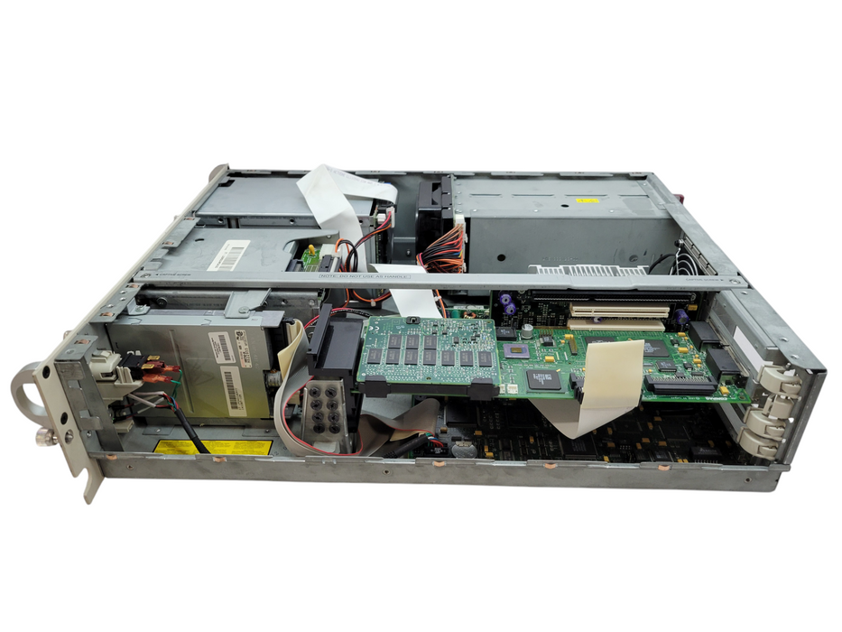COMPAQ PROLIANT 1850R - Pentium III 550MHz 512MB RAM Smart 4200 225W PSU %