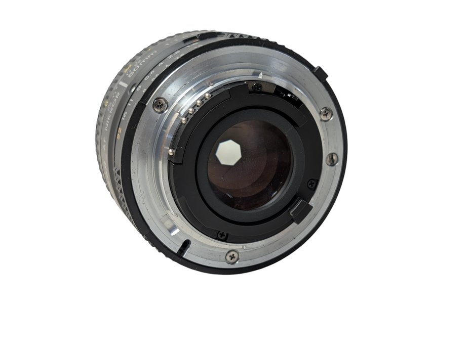 Nikon AF NIKKOR 50mm f/1.8D Lens for SLR/DSLR Camera -