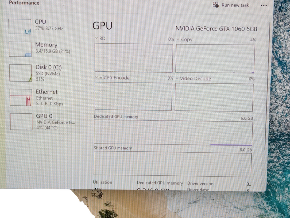 Custom PC GIGABYTE B450 AORUS PRO WIFI AMD Ryzen 5 3400G 16GB RAM 256GB SSD -
