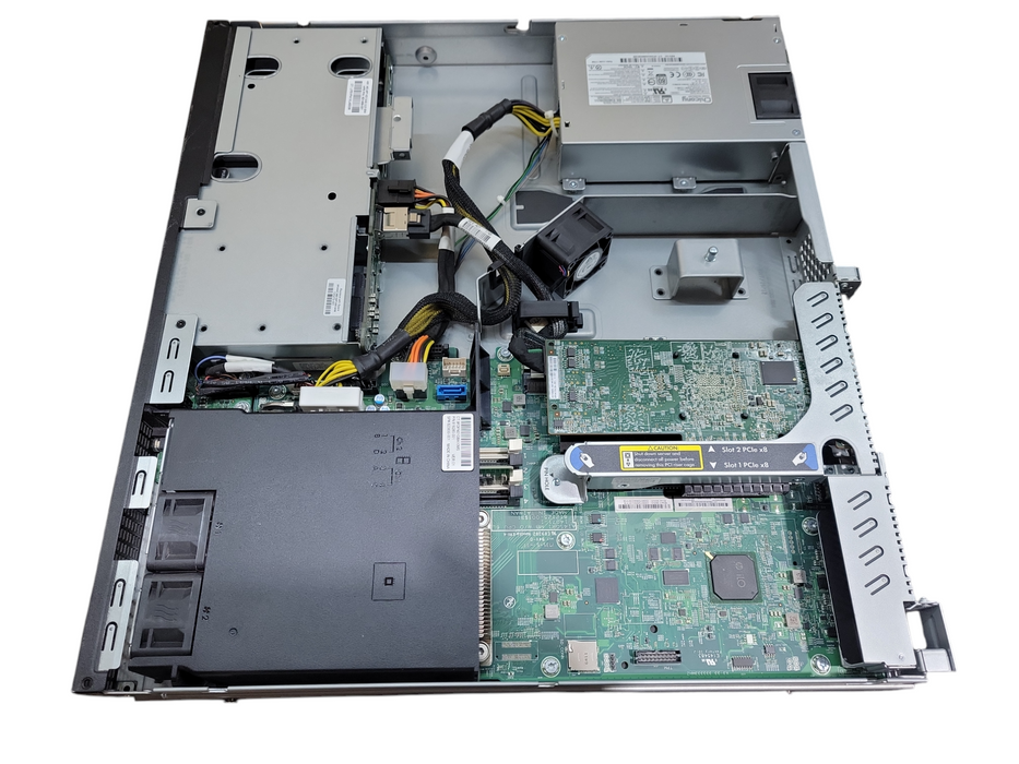 HP ProLiant DL20 Gen9 | Xeon E3-1240 v6 @3.70GHz, 16GB DDR4, B140i RAID !