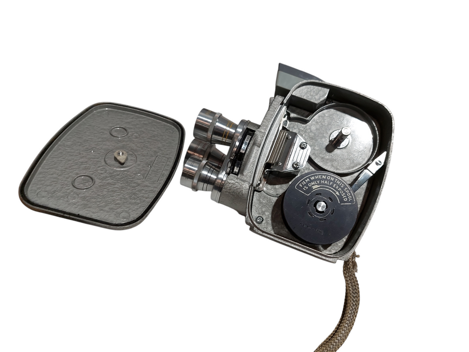 1950's Vintage Keystone 8MM Movie Camera K 27 Capri Triple Lens in Case  =