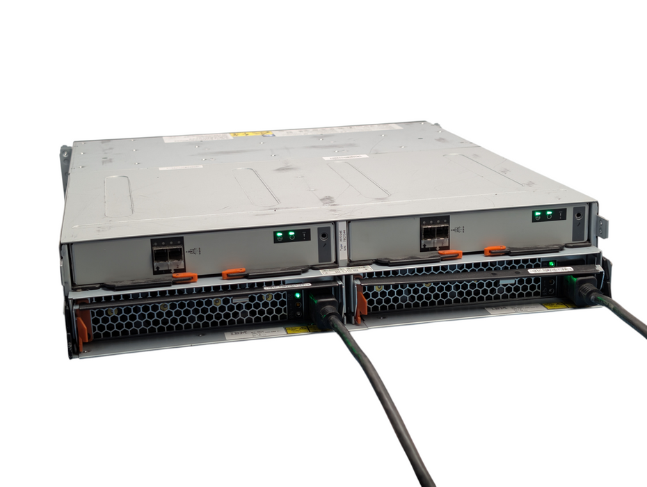 IBM Storage Array Model 00Y2457 24x 2.5" SAS Slot Expansion  -