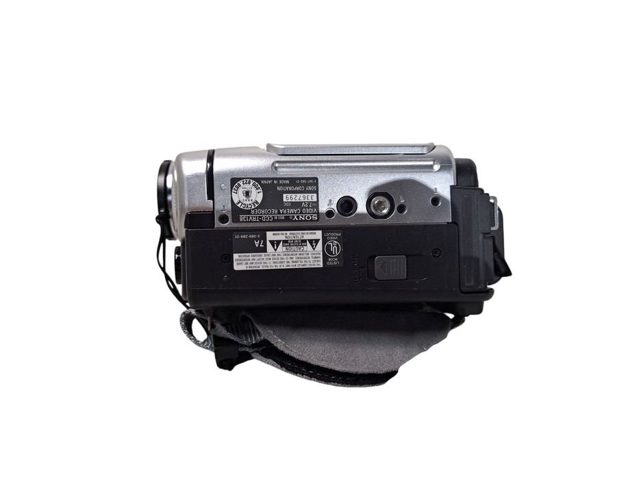 Sony Handycam CCD-TRV138 Camcorder Video Hi8 Nightshot 8mm Camera Q