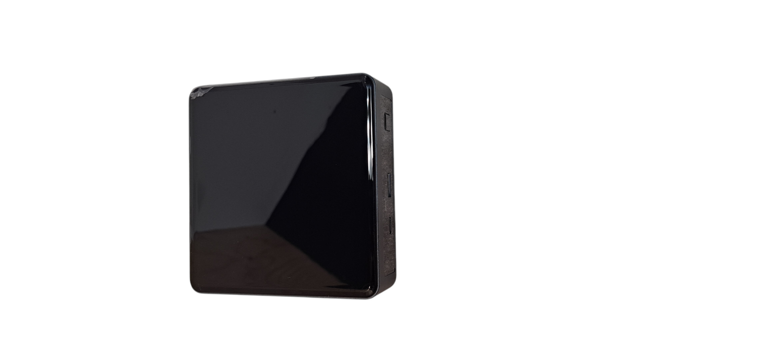 Intel NUC Mini P|BXNUC10i3BNHN1 | i3-10110U CPU |8GB DDR4 RAM| 256GB M.2 Q