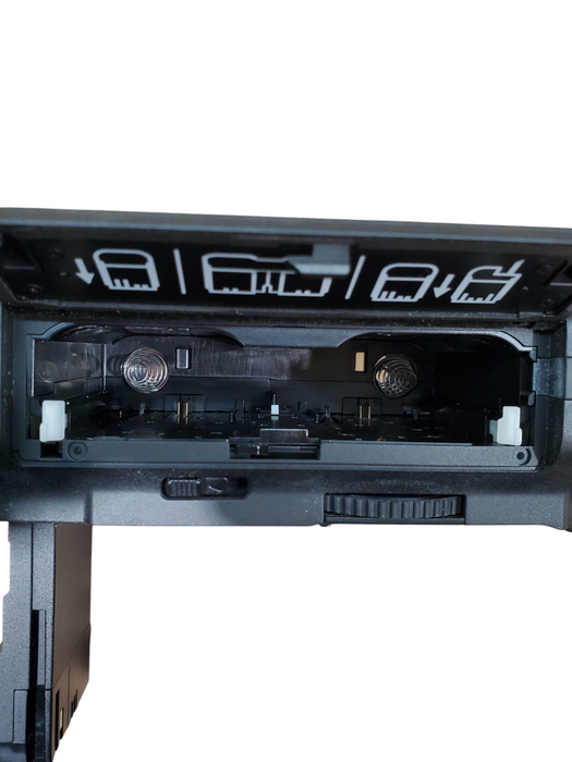 Canon Battery Grip BG-E7 *READ*