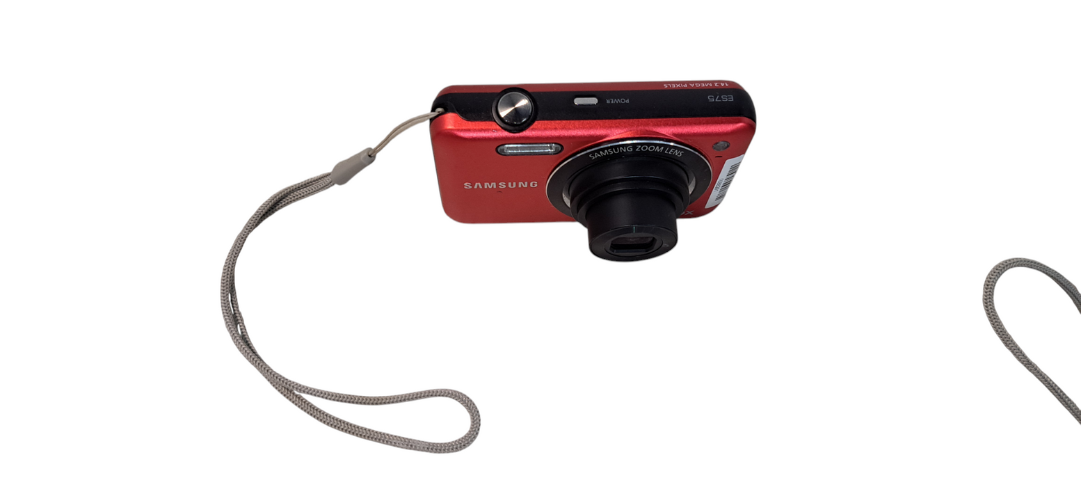Samsung ES75 14.2MP Digital Camera | No Battery Q