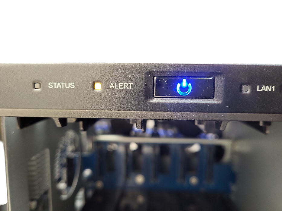 Synology DS1515+ 5-bay DiskStation NAS - Diskless READ $