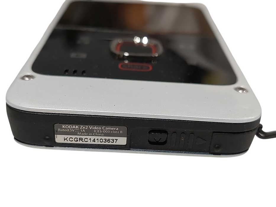Kodak Video Camera Waterproof 3 Meters 720P HD  Model: ZE2  =