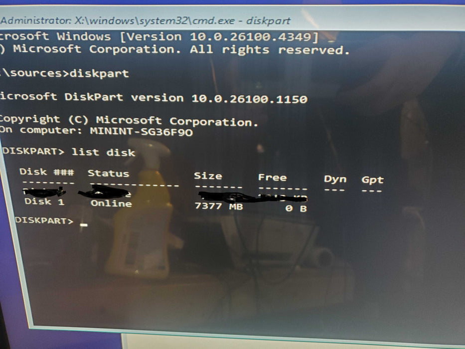 HP Z1 Workstation 23.6" I5-3470 32GB RAM 1TB HDD NO OS