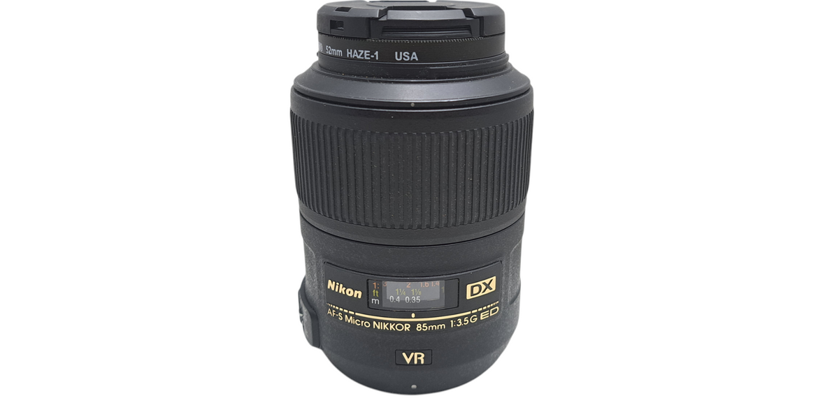 Nikon AF-S DX Micro Nikkor 85mm F/3.5G ED VR Lens W/ 52mm UV HAZE
