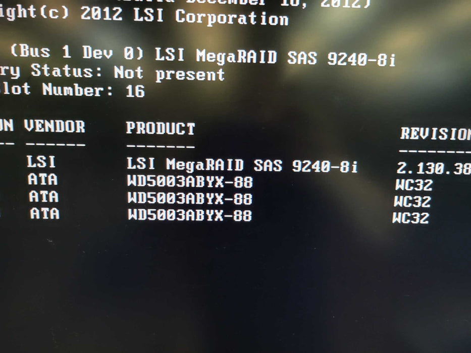 Lenovo TS440 - Xeon E3-1225 v3 | 8GB RAM | NO HDD | LSI 9240-8i RAID %