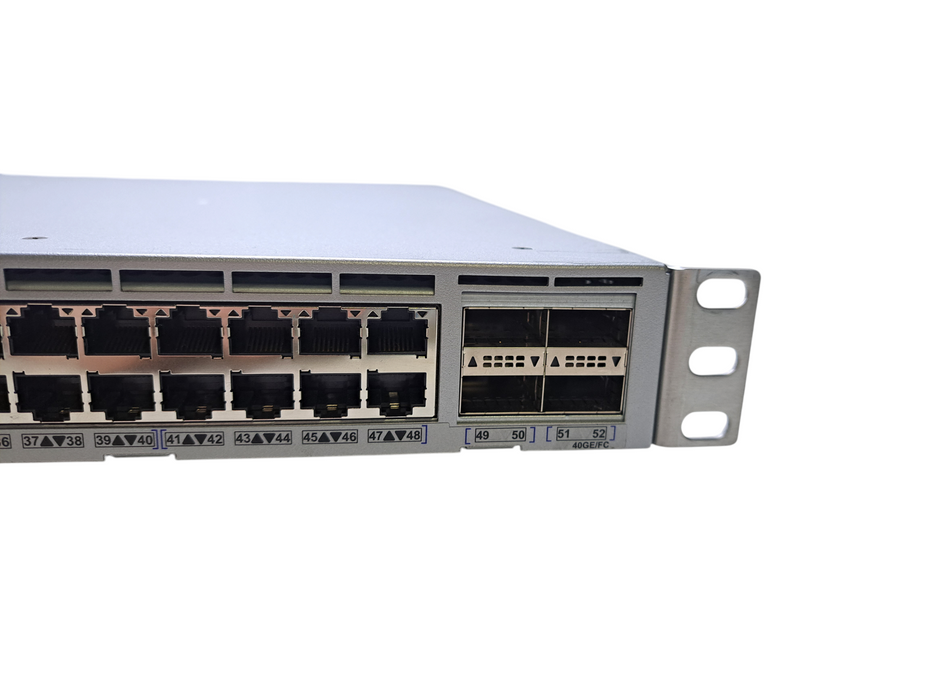 Brocade BR-VDX6740T-56-1G-R | 48-Port Gigabit, 2x 40G QSFP+ Switch *READ* )
