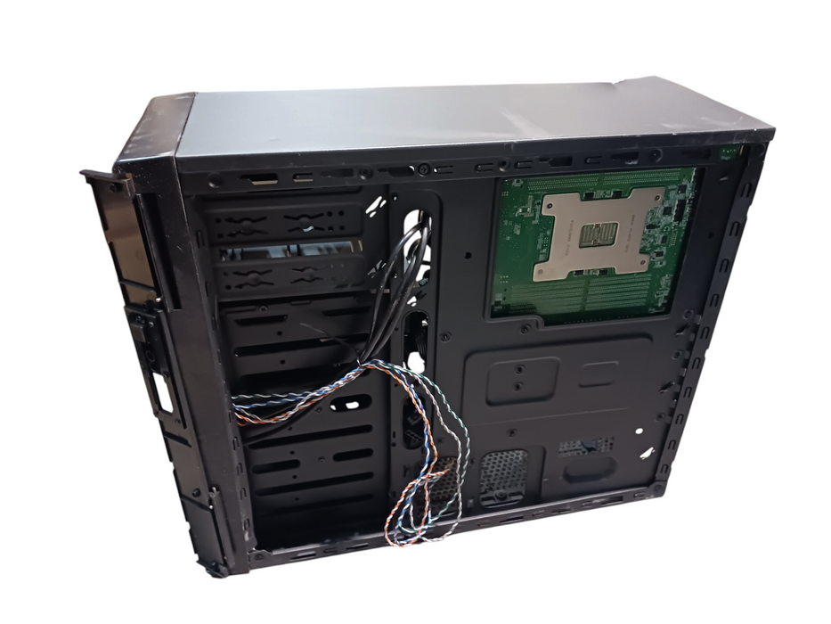 ASRock ROMED8-2T Motherboard AMD EPYC 7502 6GB SAS 196GB DDR4 READ