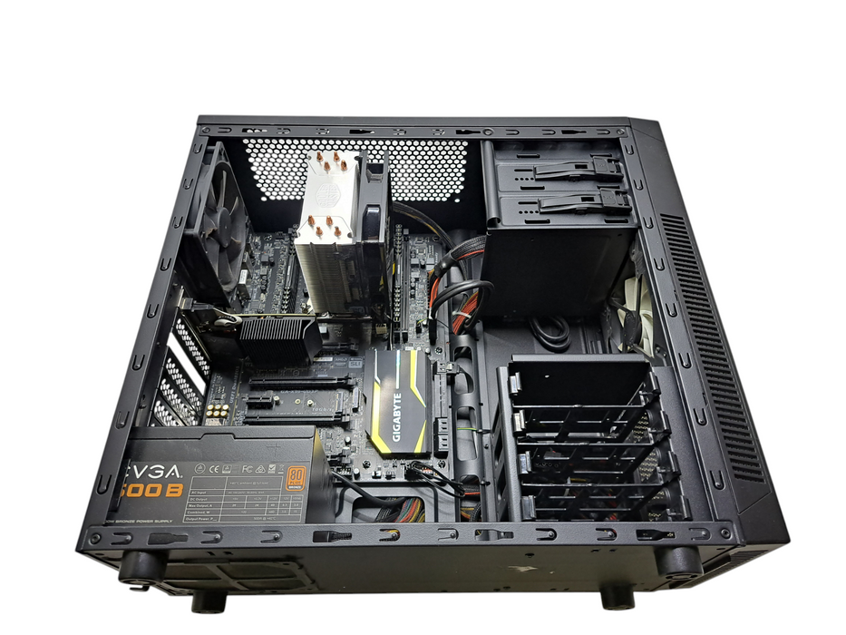 Custom PC | Gigabyte X99-UD3P w/ i7-6800K @3.40GHz, 16GB DDR4, No HDD )