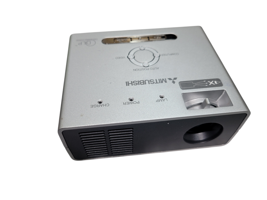Mitsubishi Pocket Projector LED DLP SVGA PK10 Mini Desk Presentation Comput