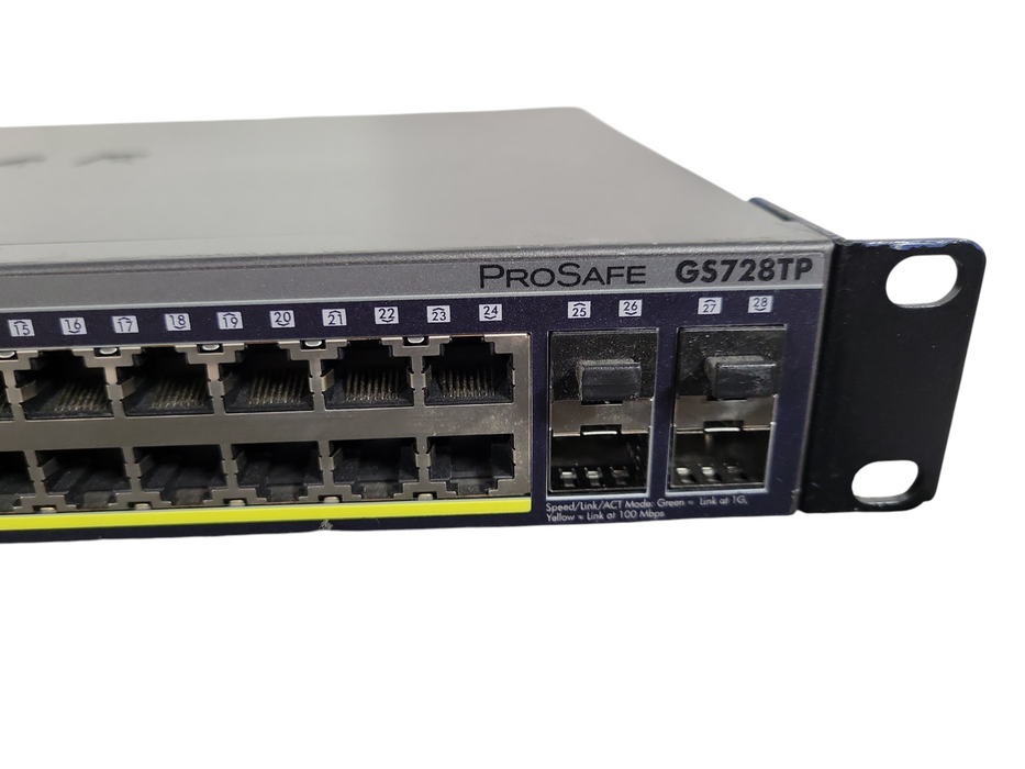 NETGEAR ProSafe GS728TP 24-Port Gigabit Smart Switch with PoE 4x SFP !