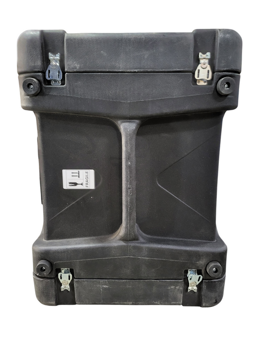 SKB cases Heavy duty equipment case 27" x 22" x 28.5" (Rack: 19" x 16" x 20") Q$