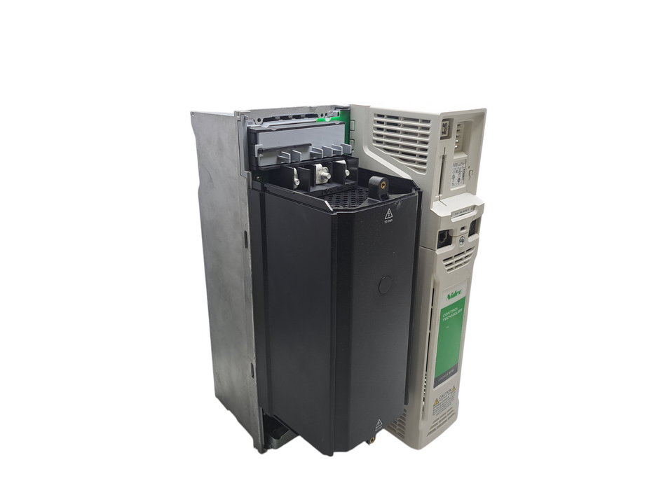 Nidec Control Techniques Unidrive M700-064 00350 A  | 25/25HP 480V 50/60Hz )