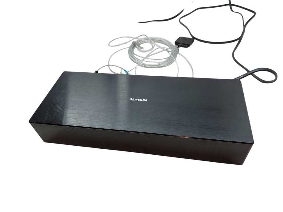 Samsung One Connect Box Model: SOC1001A  =