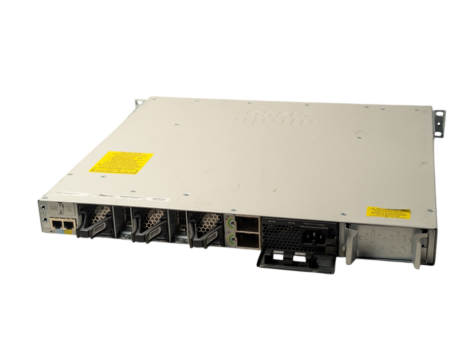 Cisco Catayst 9300 48 PoE+ 48 Port Network Switch C9300-48P-E V02  -