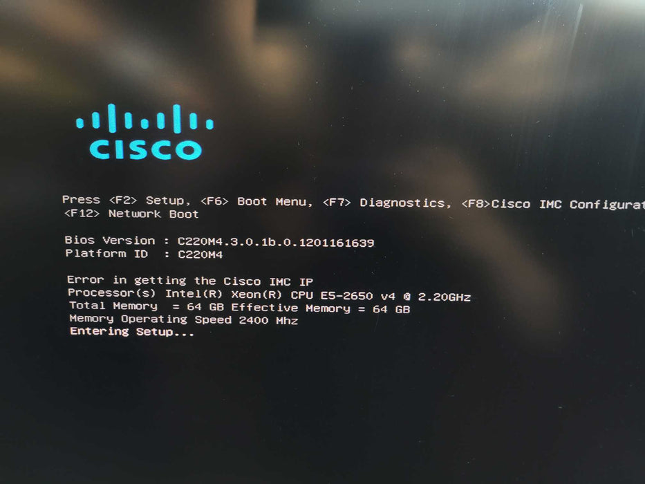 Cisco UCS C220 M4 - 2xE5-2640 v4 64GB DDR4 AVAGO 12GMR 2x770W PSU %
