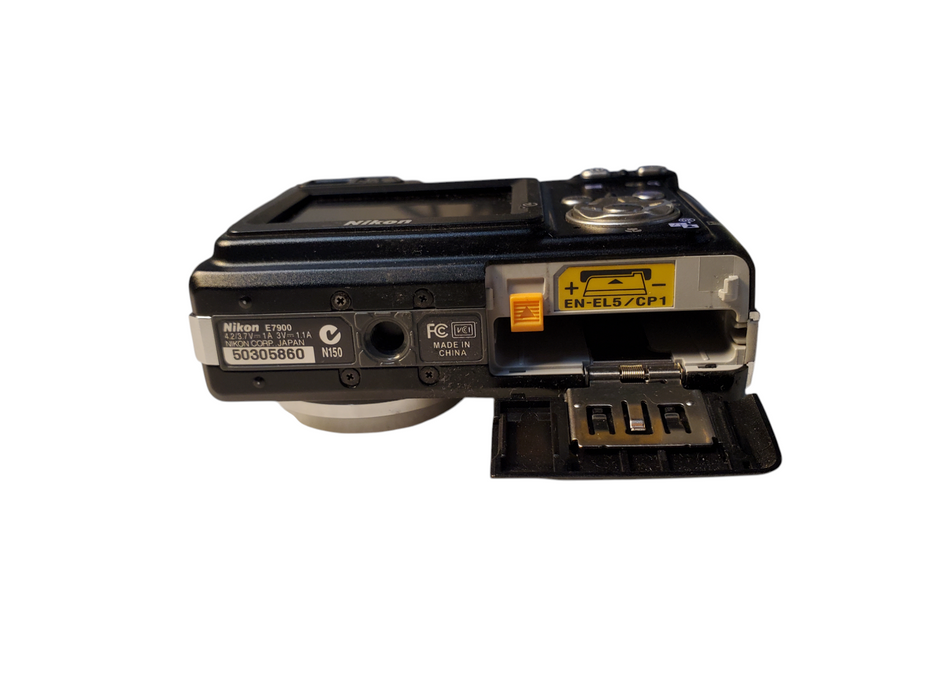 Nikon COOLPIX E7900 Digital Camera Black Untested For Parts