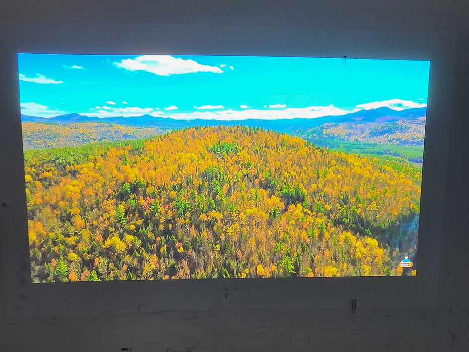 Panasonic PT-DZ570U Projector 4000 Lumens HDMI 1246 Lamp Hours  $